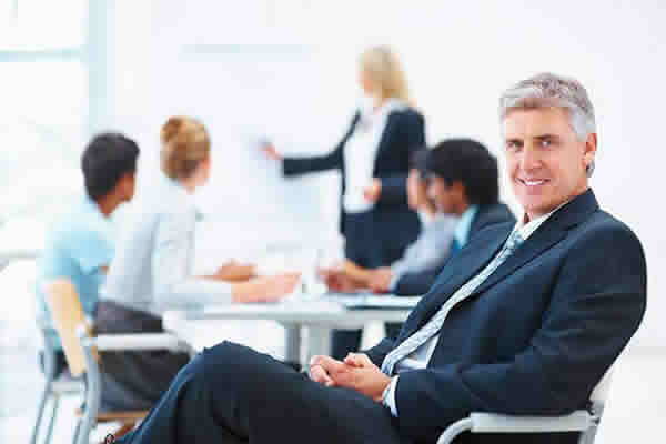 Qual a função do corretor de vendas de planos de saúde?