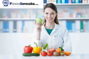 O acompanhamento com o nutricionista ajuda realmente a emagrecer?